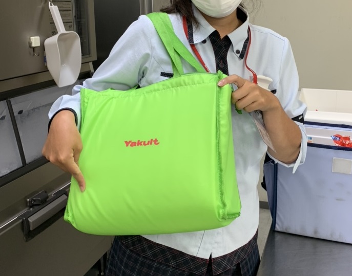 【ヤクルトの舞台裏】新しい保冷バッグができました！ - 大阪北部